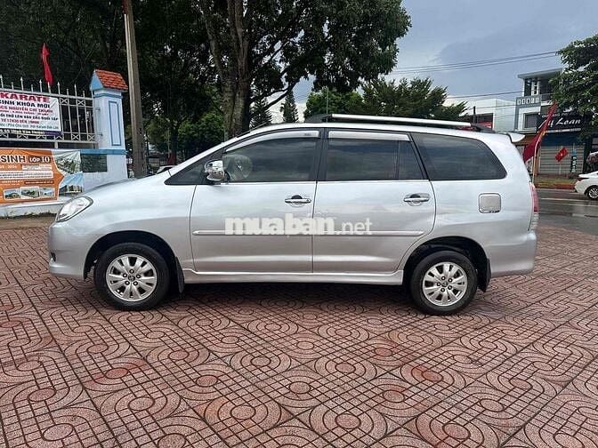 gd cần bán Toyota Innova 2010 G chính chủ