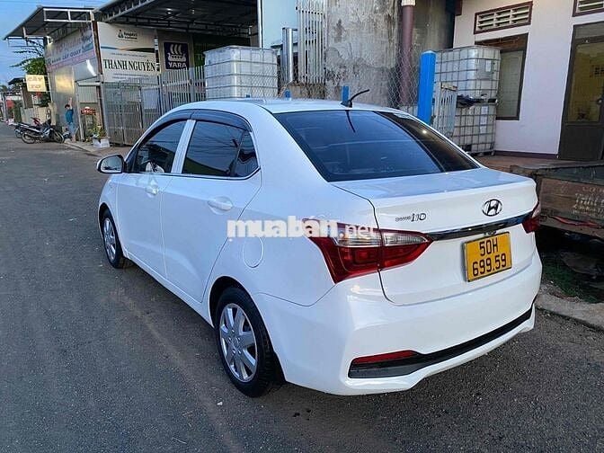 Hyundai Grand i10 2017 Sedan 1.2 Base - 1900 km