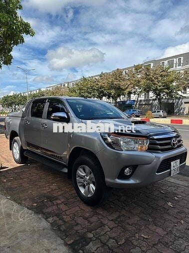 Hilux 2016 2.4E 4x2 MT - Hàng đẹp hiếm có