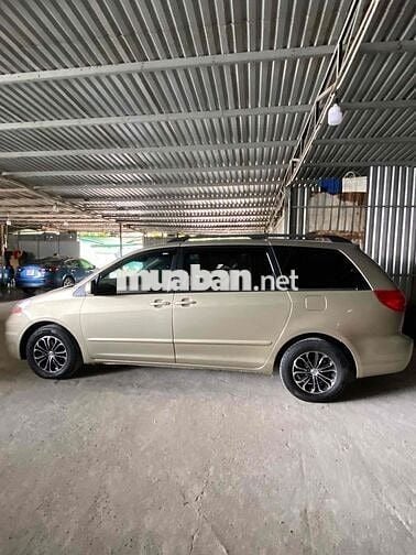 Toyota  sienna 3.5 LE  2007 - 128000 km