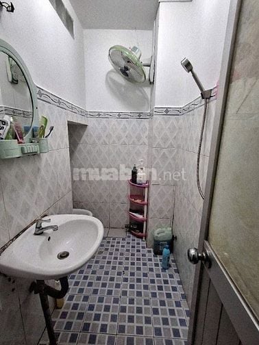 Nhà Dính Quy Hoạch, Giá Tốt, 03 tầng, DT 3,6x14m