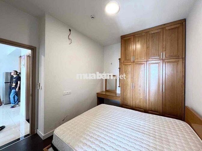 GOLDEN MANSION 2PN FULL NỘI THẤT GẦN SÂN BAY CV GIA ĐỊNH PHÚ NHUẬN