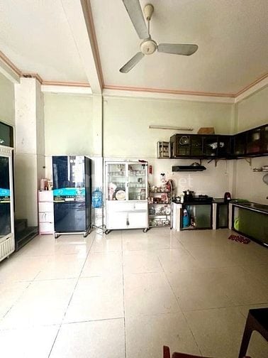 Nhà 2 tầng đường 8 m, 1 sẹc HTP Quận 7. 7*27 nở hậu, hơn 14 tỷ.