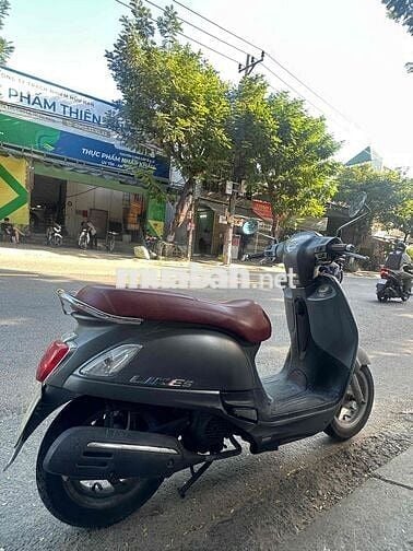 Cần bán xe nhà đang đi nữ dùng nên giữ gìn