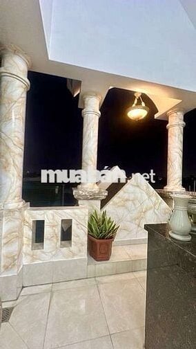Nhà Gò Xoài,  300m² DTSD,  4x16m, 5 Tầng, 5 PN, HXH, Giá 8 tỷ ⬆️