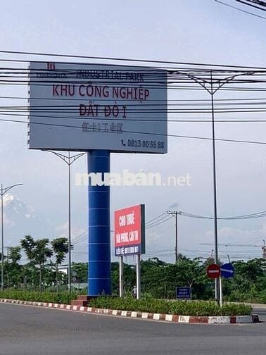 Nhà đất vườn 2.715m2,3PN đối diện KCN Đất Đỏ,gần biển,chợ, trường học
