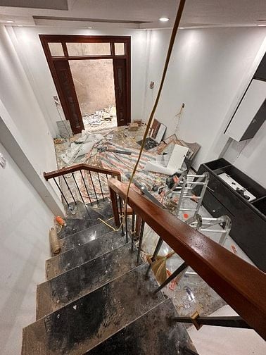 🔥BÁN GẤP NHÀ HỒNG TIẾN – MỚI TINH, NỘI THẤT HIỆN ĐẠI – NGÕ Ô TÔ THÔNG