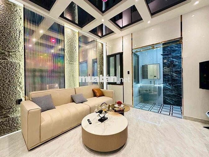 🏦 Nhà mới đẹp NC siêu phẩm mặt tiền đường số 4 P16