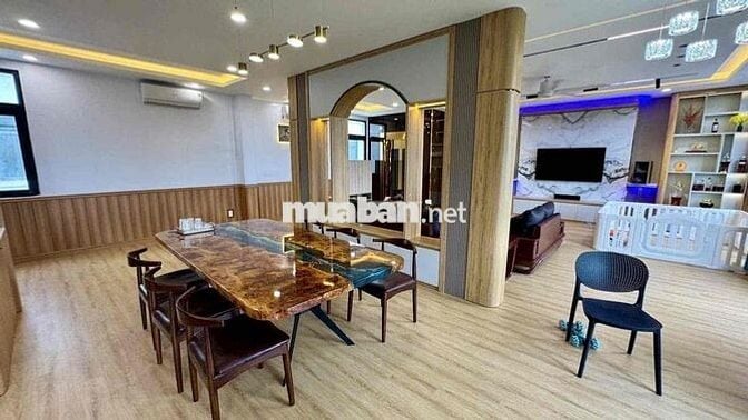 🏦 Nhà mới đẹp NC siêu phẩm mặt tiền đường số 4 P16