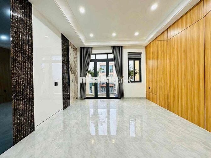 🏦 Nhà mới đẹp NC siêu phẩm mặt tiền đường số 4 P16