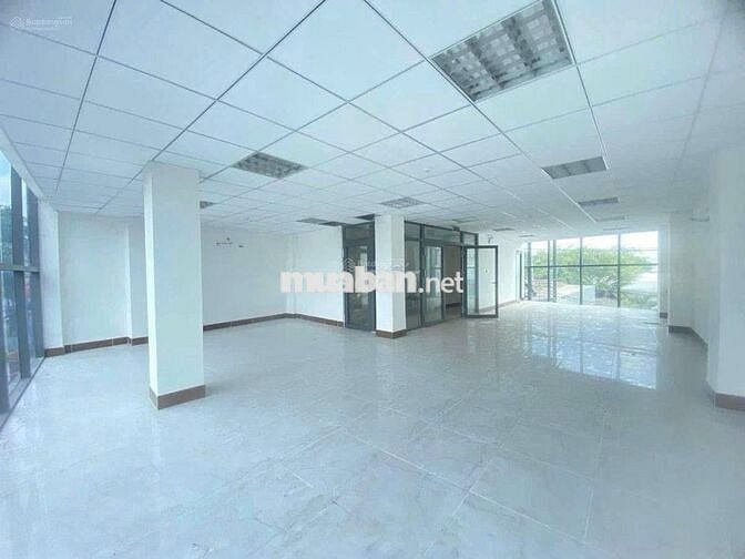 Cho Thuê Toà Nhà 7 Tầng Võ Văn Kiệt Gần Trường Cao Đẳng Y Tế Cần Thơ