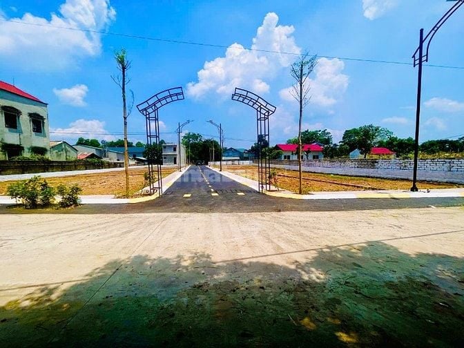 Lô đất trung tâm xã Đoài Phương sát Sỹ Quan Lục Quân