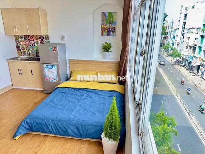 Thuê phòng 30m2, full nội thất,Bùi đình tuý, ngay Hàng Xanh