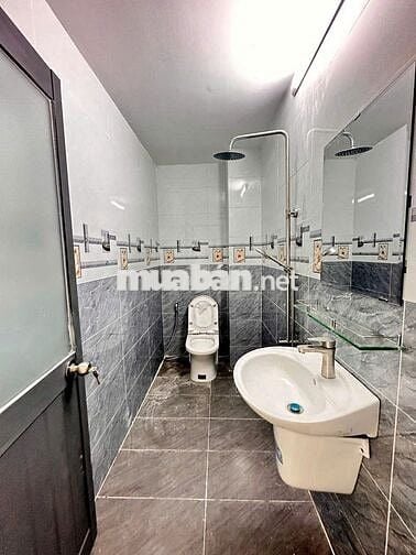 BÁN NHÀ DT 4x16M - HẺM Ô TÔ 6M - TX33,THẠNH XUÂN. GIÁ : 4,48 TỶ