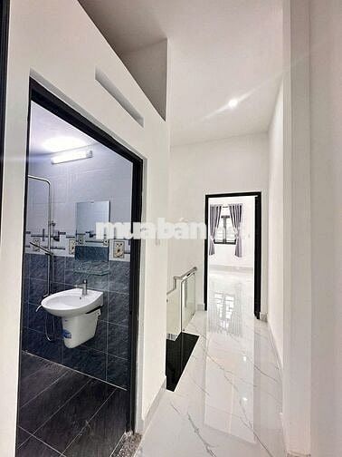 BÁN NHÀ DT 4x16M - HẺM Ô TÔ 6M - TX33,THẠNH XUÂN. GIÁ : 4,48 TỶ