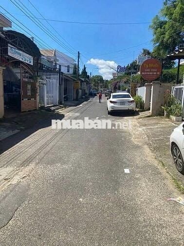 🔥SIÊU PHẨM🔥Mặt Tiền Bà Điểm Nhà C4 Giá 820 Triệu Sổ Sẵn DT 119M2.