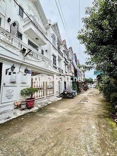 🍀🍀 CHO THUÊ NHÀ PHỐ CAO CẤP - HẺM 2177 HTP - NHÀ BÈ.  - Diện tích: 5m