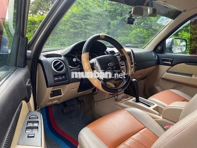 FORD EVEREST sản xuất 2011, máy dầu