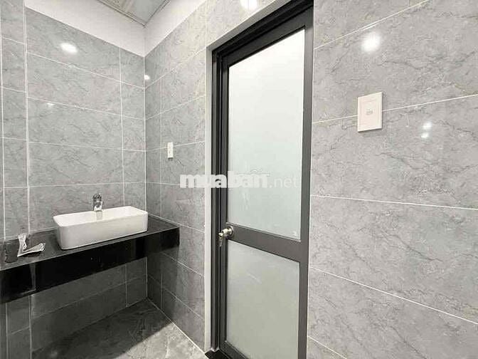 Bán Nhà Bình Thạnh - 2tầng BTCT-chỉ hơn4ty - hẻm Xe Hơi