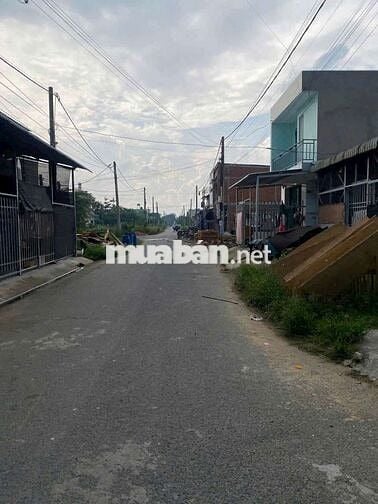 Đất 10 x 25 (250m2 Full thổ) Mặt tiền nhựa 8m thông KDC Tân Đức