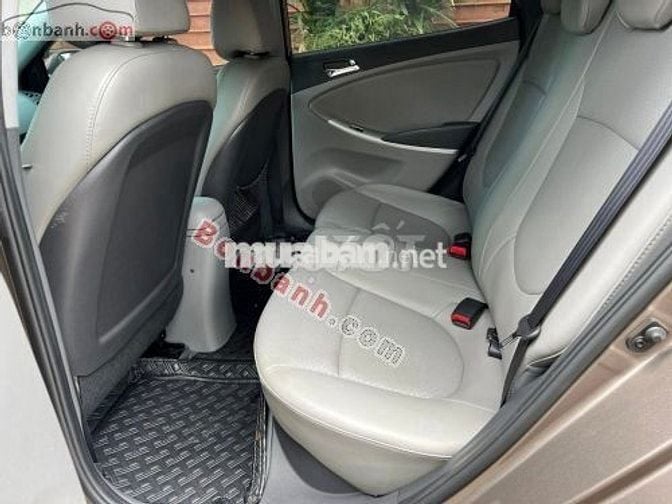 Hyundai Accent 1.4 AT 2012