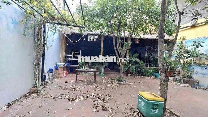 MẶT TIỀN SÂN VƯỜN 400M BÌNH QUỚI