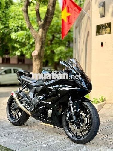 Yamaha R7 Full black