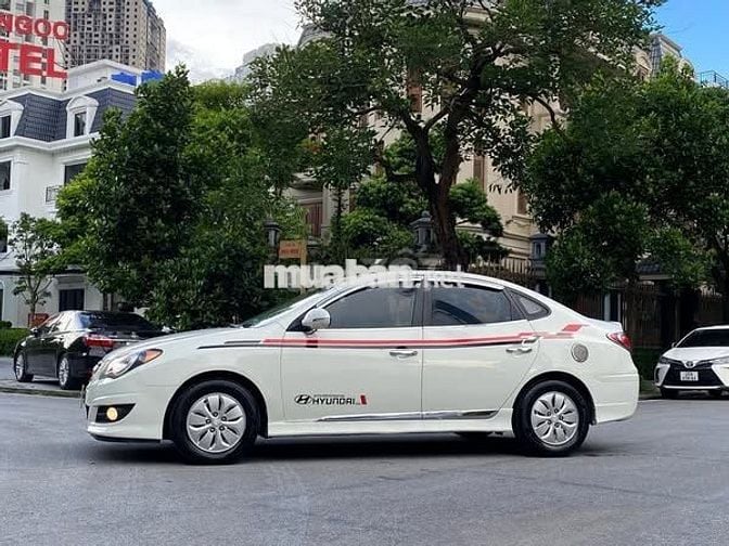 HUYNDAI AVANTE 2014 số sàn