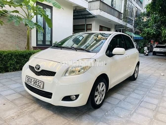Toyota Yaris 1.3 AT đk 2010 nhập Nhật