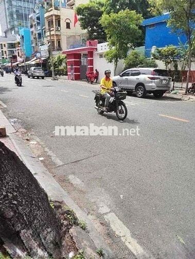 CHO THUÊ MẶT TIỀN VỈA HÈ 6M KDC CHUNG CƯ VÒNG X0AY NGÃ 7 TRẦN NHÂN TÔN
