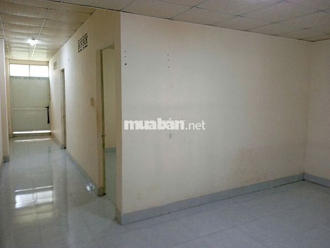 Nhà nguyên căn, hẻm oto, 129m2, 4 phòng ngủ, gần ngã 3 Sáu Đúng