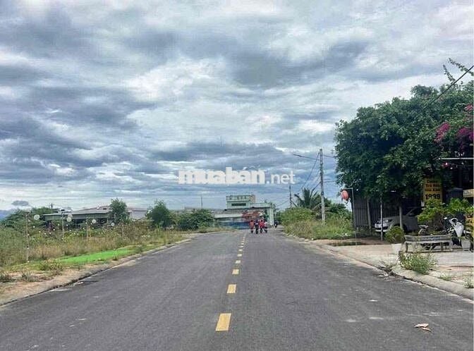 Lô đất khu tái định cư bến đò Dương Thiện - Phước Sơn - Tuy Phước