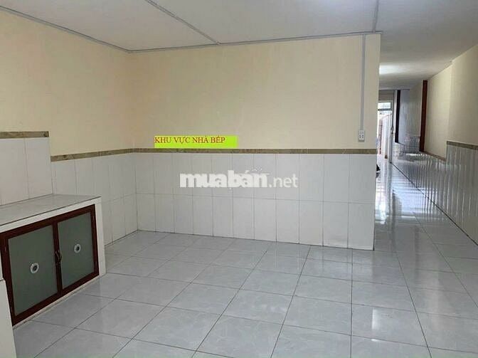 Nhà nguyên căn, hẻm oto, 129m2, 4 phòng ngủ, gần ngã 3 Sáu Đúng