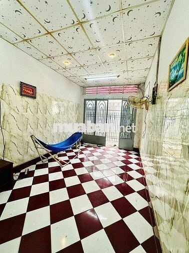 Cho thuê nhà hẻm 72 đề thám nằm gần chợ