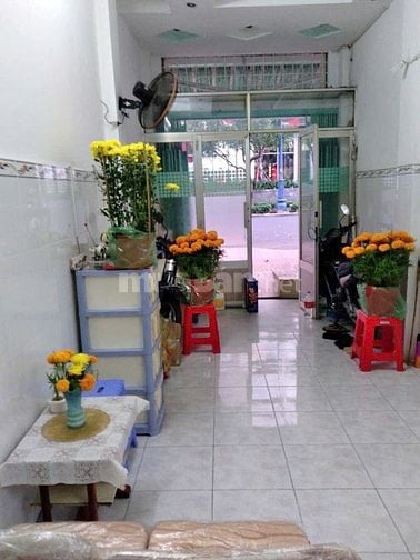 Bán giá rẻ 44m2 MT Nguyễn Hữu Hào P9 Q4 thuận tiện KD 