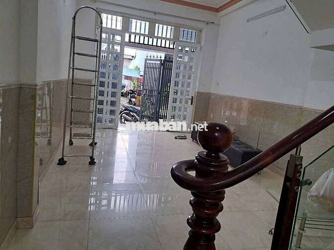 NHÀ 2LẦU SẴN 3 MÁY LẠNH HẺM TẢI ĐƯỜNG TAM BÌNH GẦN TÔ NGỌC VÂN
