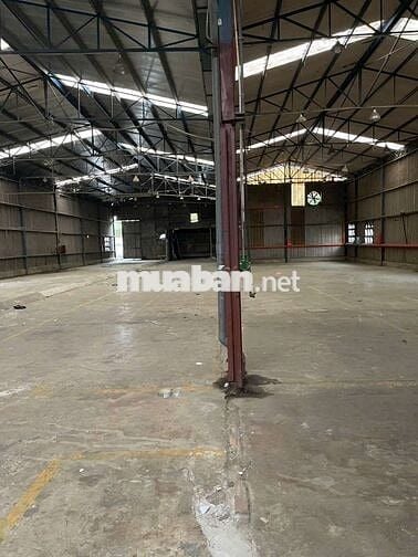 Xưởng cho thuê Đông Thạnh Hóc Môn DT 2000m giá 80tr có pccc