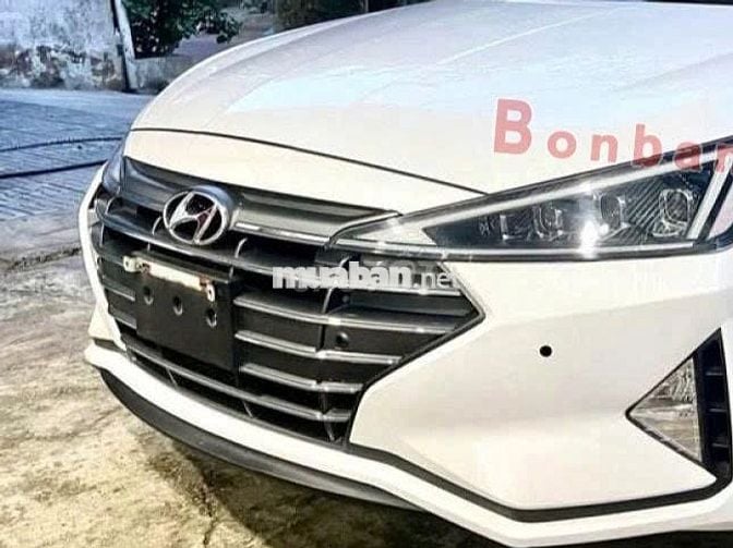 Hyundai Elantra 2.0 AT 2021 – Sedan hạng C