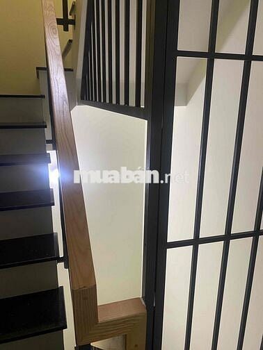 Thue Phòng Trọ 330/1C Le Hong Phong,P.1,Q.10 Gần T.CĐKT Vĩnh Viễn.
