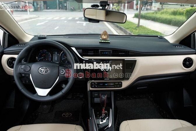 Toyota Corolla altis 1.8E AT 2020 - 535 Triệu