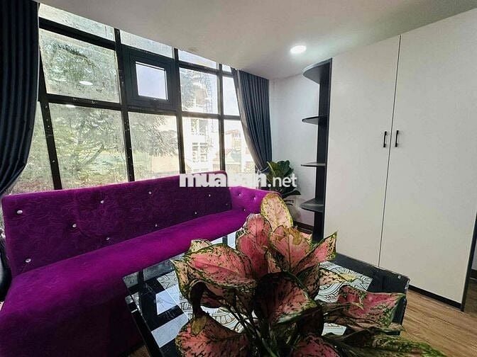 CHÍNH CHỦ CHO THUÊ DUPLEX BAN CÔNG CAO CẤP ĐỐI DIỆN BẾN THÀNH QUẬN 1