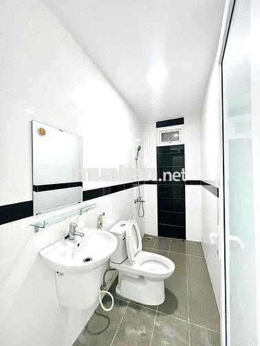 Cho Thuê Căn 1 Phòng Ngủ Ban Công 40m2_Full NT Đường Cô Giang Quận 1