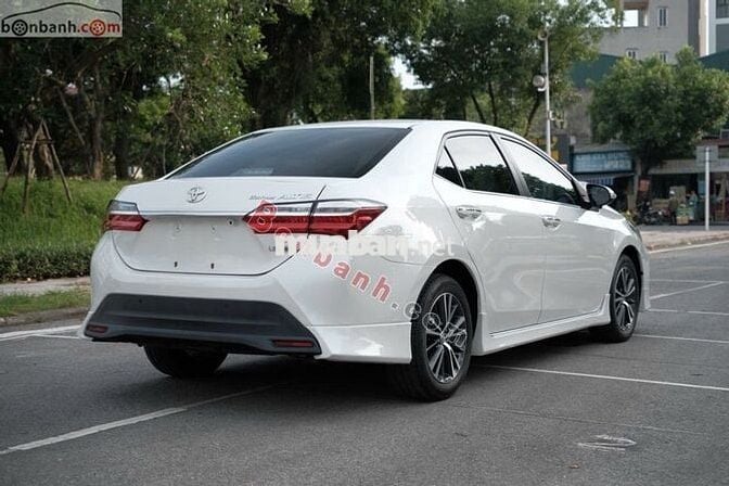 Toyota Corolla altis 1.8E AT 2020 - 535 Triệu