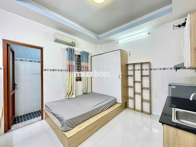 STUDIO 35m2 có BAN CÔNG MÁY GIẶT RIÊNG THANG MÁY TRUNG TÂM QUẬN 10