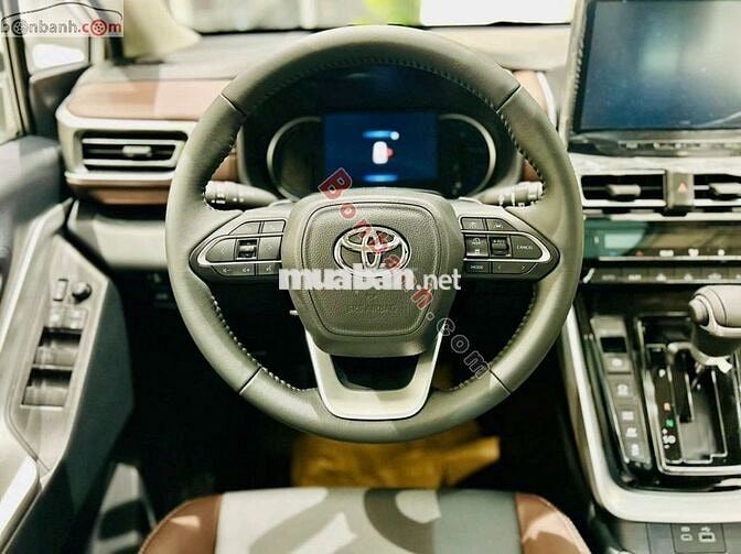 Toyota Innova Cross HEV 2.0 CVT 2025 - 973 Triệu