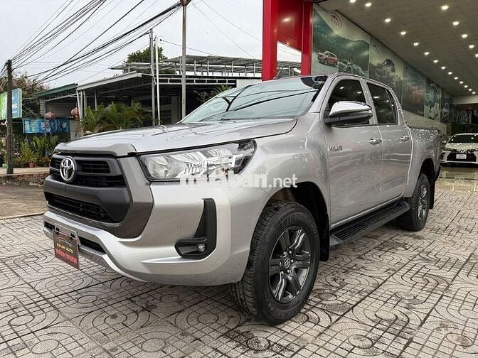 Toyota Hilux 2021 2.4E 4x2 AT - Cực chất