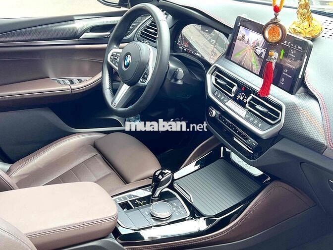BMW X4 2023  đăng ky lan đâu 6/2025 - 4000 km