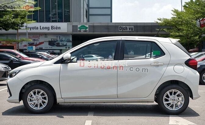 Toyota Wigo G 1.2 AT 2025 - 379 Triệu