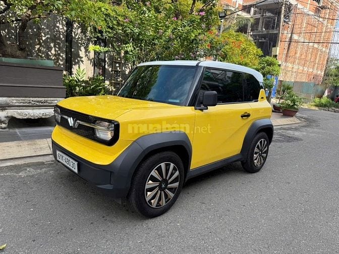 VinFast VF3 Vàng 2024 Thuê Pin 900k xe đẹp như mới 