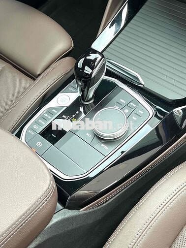 BMW X4 2023  đăng ky lan đâu 6/2025 - 4000 km